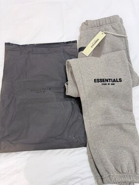 Size XS Essentials Fear of God oatmeal sweatpants